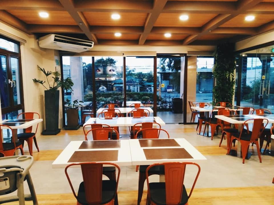 罗西塔酒店 卢塞纳 外观 照片